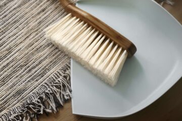 How to Clean Carpet Cleaner Brushes