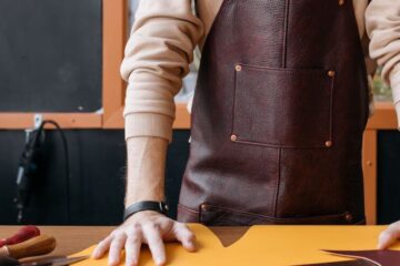 How To Properly Dye Your Leather Goods